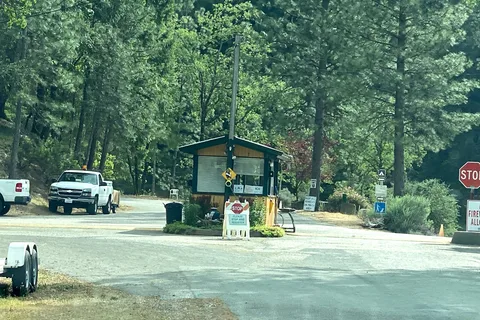 Peninsula Camping and Boating Resort