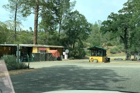 Peninsula Camping and Boating Resort