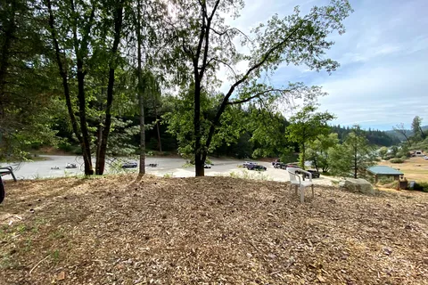 Peninsula Camping and Boating Resort