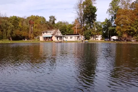 Moyers Lake and Campground