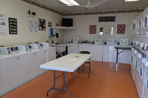 Tropic Winds RV Resort
