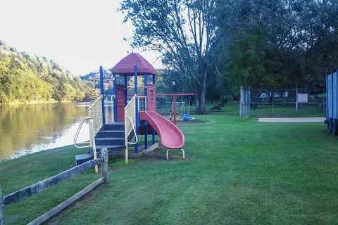 New River Canoe and Campground