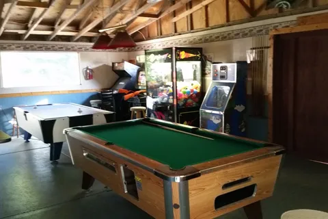 Iola Pines Campground