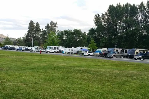 Riveroaks RV Resort