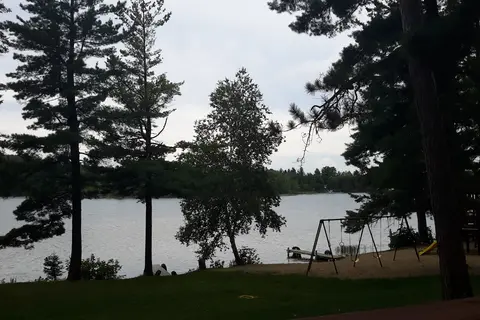 Moore Springs Resort Lodge-rv Parj