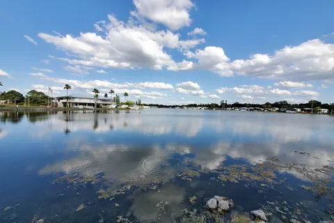 Winter Quarters Manatee RV