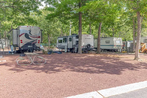 Shady Pines MH and RV Resort
