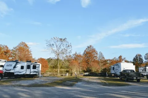 Leisure Lakes RV Resort
