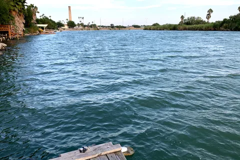 Chimney Park Waterfront RV Resort
