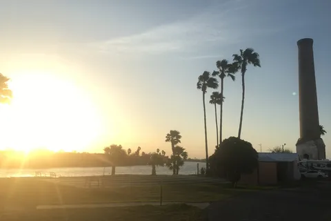 Chimney Park Waterfront RV Resort