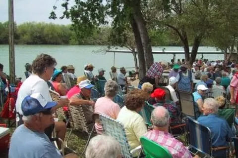 Chimney Park Waterfront RV Resort