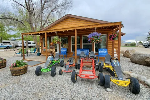 Snowy Peaks RV Park and Rentals