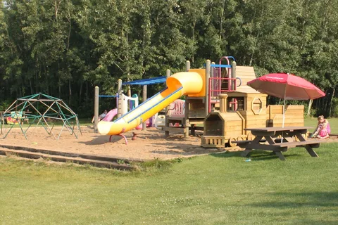 Lindbrook Star Gazer Campground and RV Park