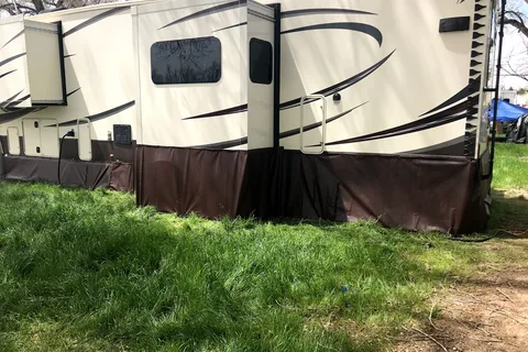 Greenway Trailer Park and Campground