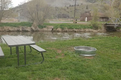 Como Springs Resort