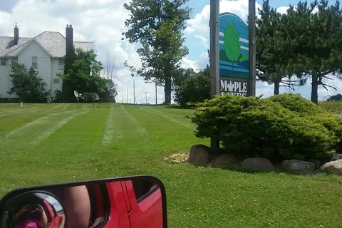 Maple Lakes Campgrounds