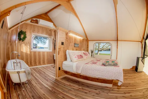 Twin Lakes Camp Resort