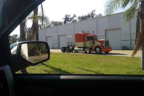 Daytona RV Park And Tropical Gardens