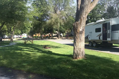 Smokiam RV Resort