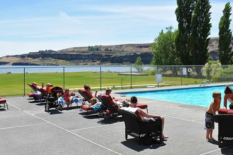Smokiam RV Resort