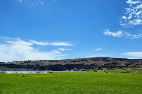 Smokiam RV Resort