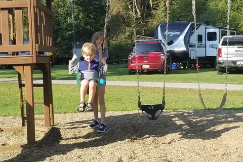 Chestnut Ridge Park and Campground