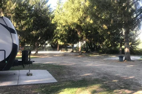 Mantua Waterfront RV Resort