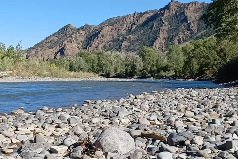 Valley View Grocery and RV Park