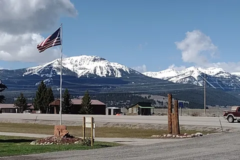Valley View Grocery and RV Park