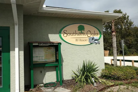 Southern Oaks RV Resort