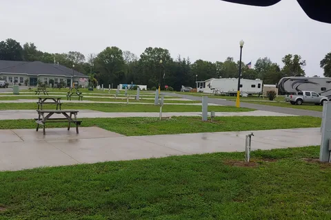 Southern Oaks RV Resort