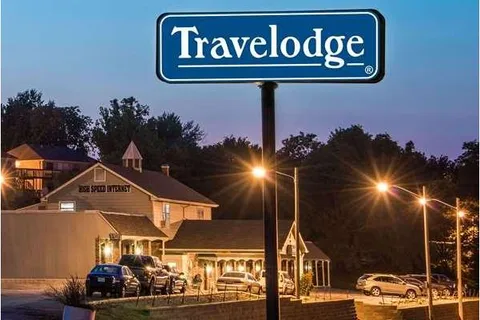 Travelodge Airport Platte City
