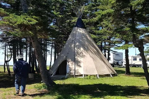 Chalets Et Camping Des Iles Jeannot