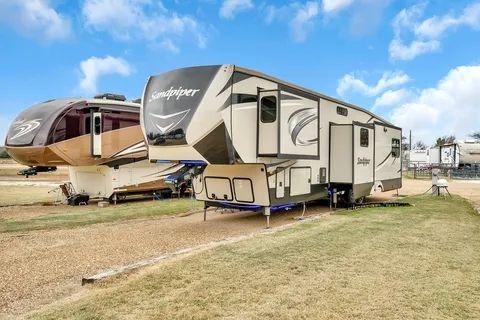Waggin Tail Ranch RV Park