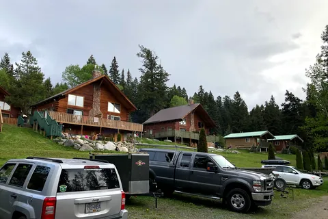 Roche Lake Resort