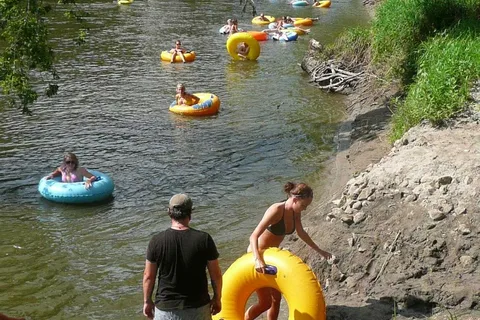 Rock-n-Row Adventures Iowa River Tubing