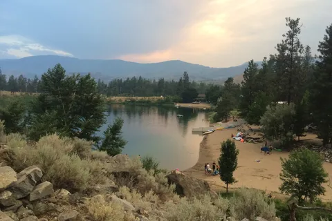 Gallagher Lake | A Parkbridge Camping and RV Resort