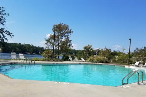 Lake Greenwood Motorcoach Resort