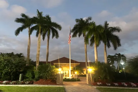 Pelican Lake Motorcoach Resort
