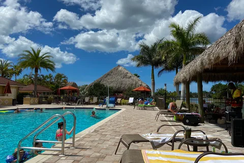 Pelican Lake Motorcoach Resort