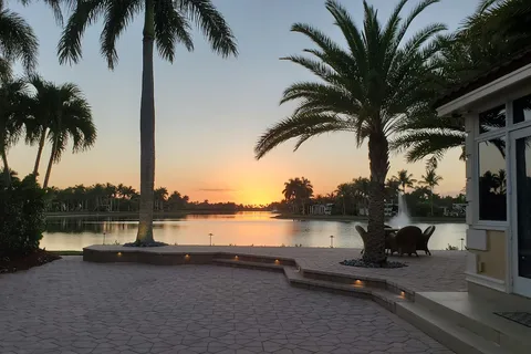 Pelican Lake Motorcoach Resort