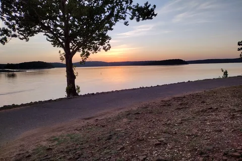 Shady Grove - Tenkiller State Park