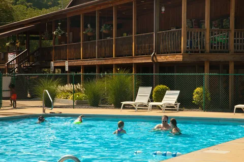 Bass' River Resort