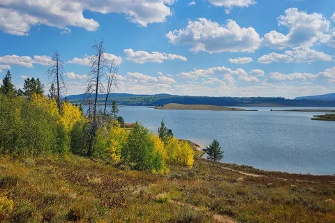 Sunrise Vista - Steamboat Lake State Park