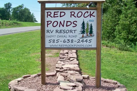 Red Rock Ponds RV Resort