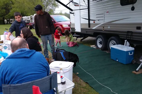 Adirondack Gateway Campground and Lodge