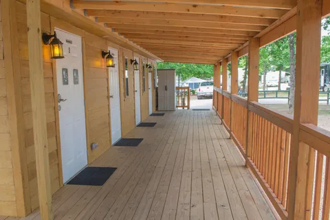 Oklahoma City East KOA Holiday