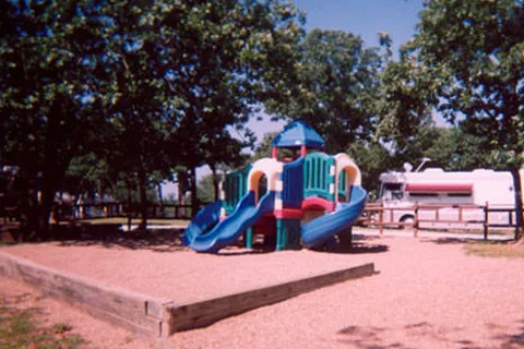 Oklahoma City East KOA Holiday