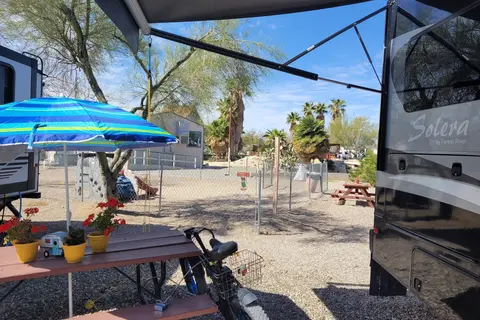 Desert Trails RV Park