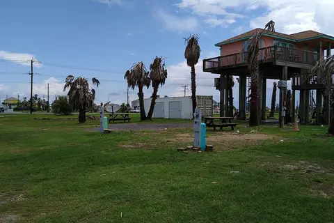 At The Beach RV Park